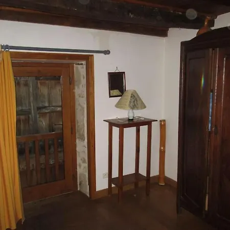 Lamothe En Aveyron Casa vacanze *