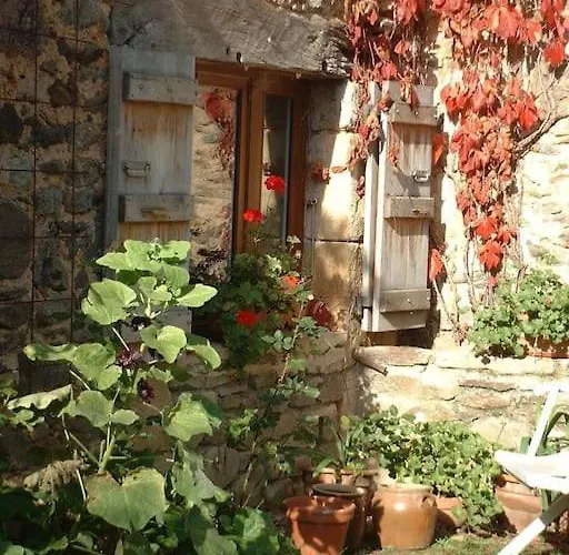 Lamothe En Aveyron * Salles-Courbatiès