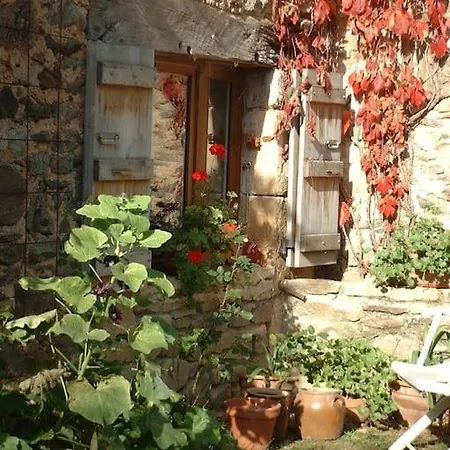 Lamothe En Aveyron * Salles-Courbaties