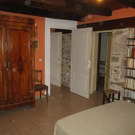 Holiday home Lamothe En Aveyron