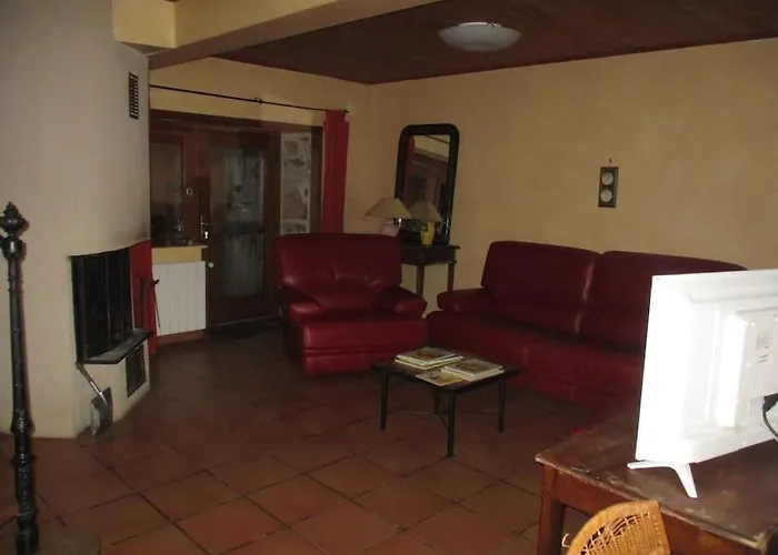 Lamothe En Aveyron Casa de Férias Salles-Courbatiès