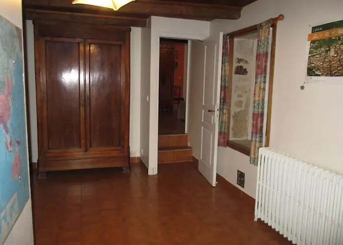 Casa de Férias Lamothe En Aveyron *